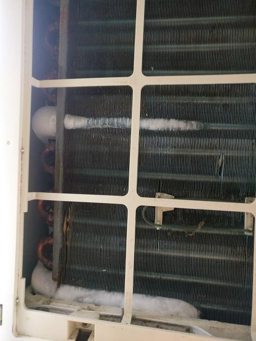 空调冰堵不用愁，一招快速修复，让夏日清凉不再受阻 家庭维修