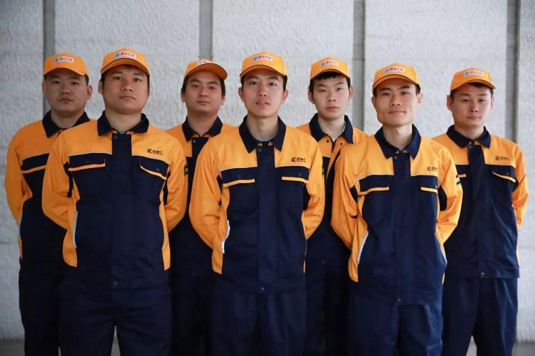 空调故障不用愁，小李维修团队快速上门，夏日清凉有保障！ 家庭维修