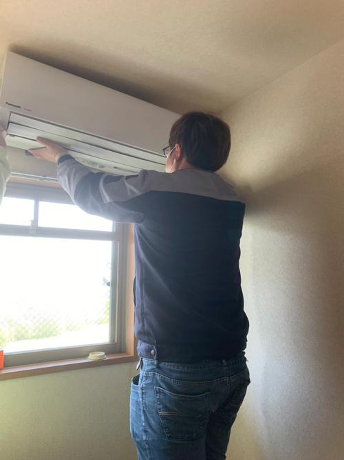 介绍拆空调维修背后的技术奥秘_一场视觉盛宴 家庭维修
