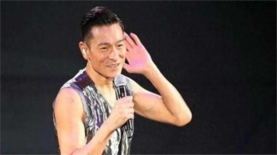 刘德华维修空调：跨界挑战背后的智慧与匠心 家庭维修