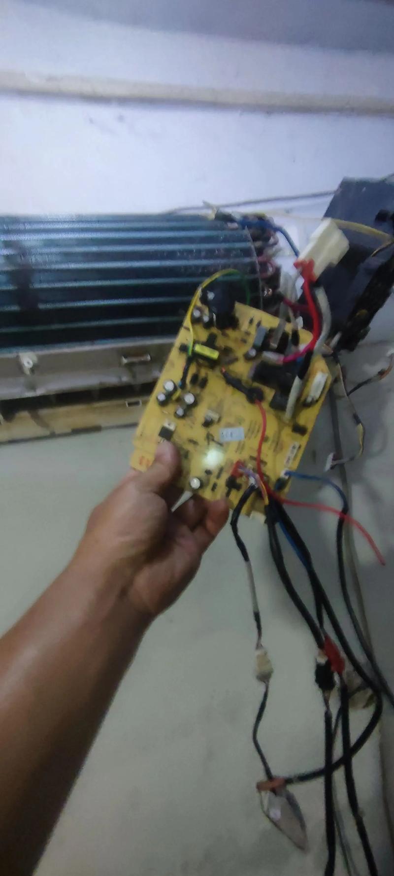 变频空调的“隐秘”挑战：维修难度的背后 家庭维修