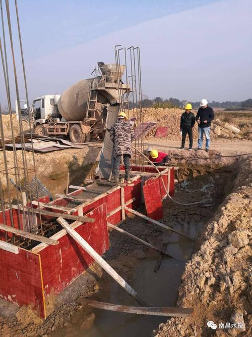 桥柱空调维修：守护城市交通枢纽的“清凉卫士” 家庭维修