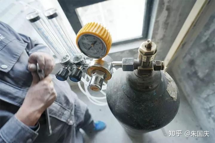 氮气在空调维修中的应用与创新 家庭维修