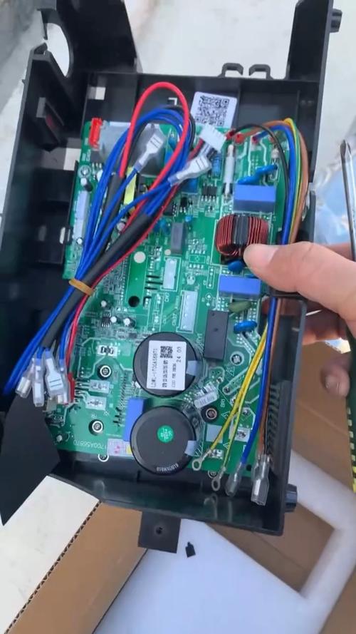 水空调主板维修：守护夏日清凉的守护者 家庭维修