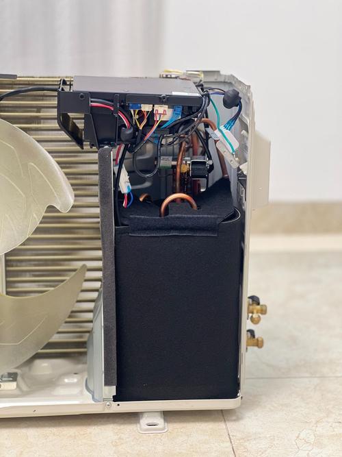 空调仪表台维修：细节之处见真章，保障行车安全与舒适 家庭维修