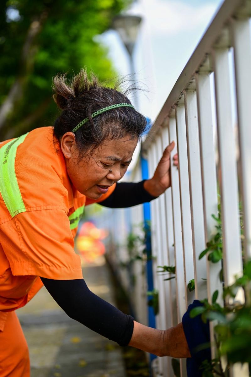 空调清洗工：守护夏日清凉的幕后英雄 家庭维修