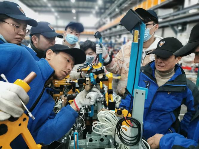 空调维修技术差的背后：行业发展与人才培养的反思 家庭维修