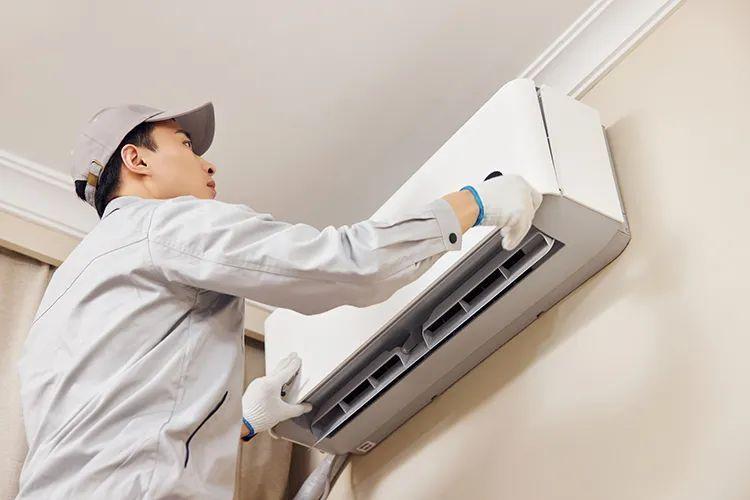 空调维修费用之痛：乱象背后，行业规范亟待升级 家庭维修