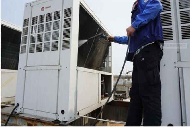 空调维修：水深处藏隐患，预防为先，维护为重 家庭维修