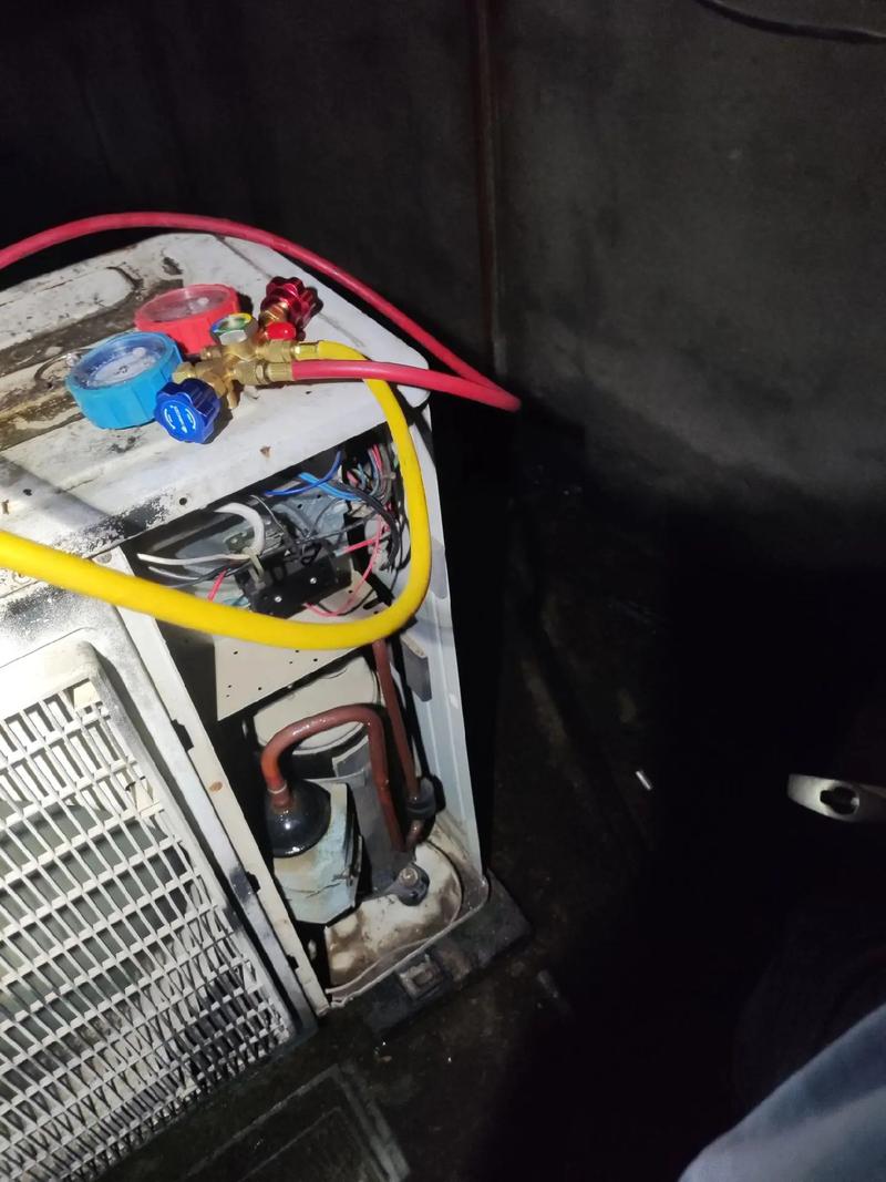 空调维修：简单还是复杂一介绍竟 家庭维修