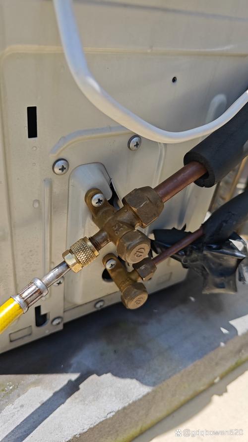 空调维修：隐藏在“清凉”背后的安全隐患 家庭维修