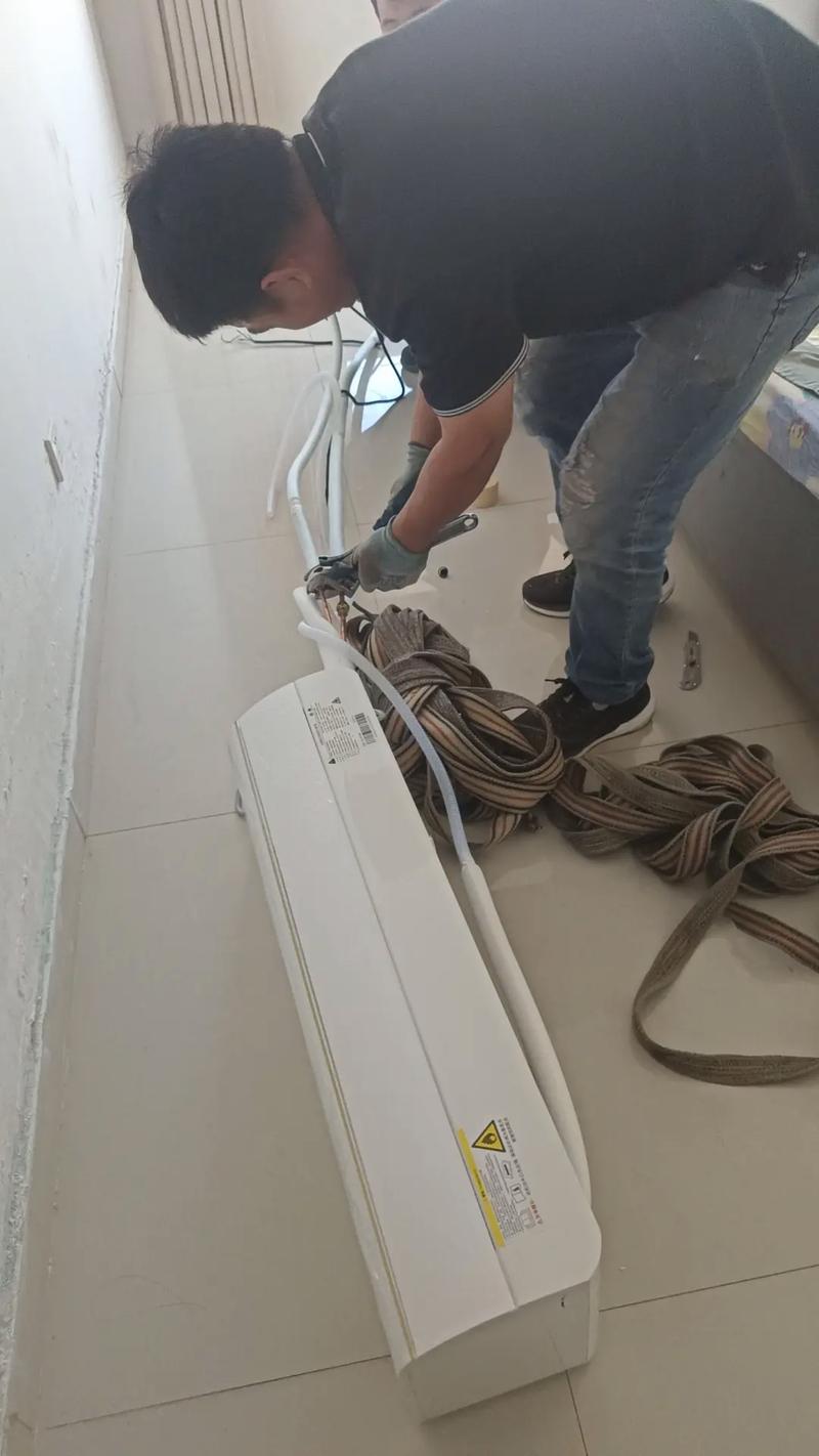 介绍空调维修工黑幕：你是否也被蒙在鼓里 家庭维修