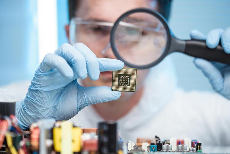 从冷暖之间到技术革新_空调维修工的跨界之旅 家庭维修