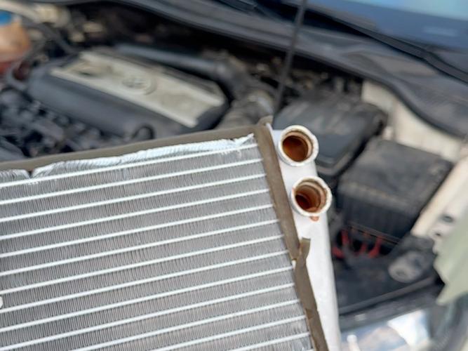 汽车空调维修价格介绍：介绍汽车空调维修的“价格迷雾” 家庭维修