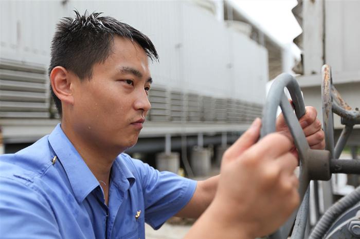 空调电机维修工：守护夏日清凉的守护者 家庭维修