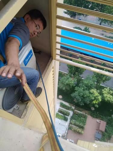 空调维修工：疫情下的“隐形战士” 家庭维修