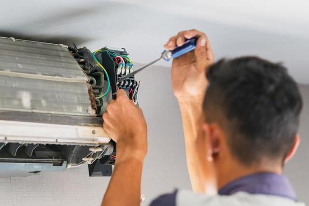 西山空调维修工：守护夏日清凉的守护者 家庭维修