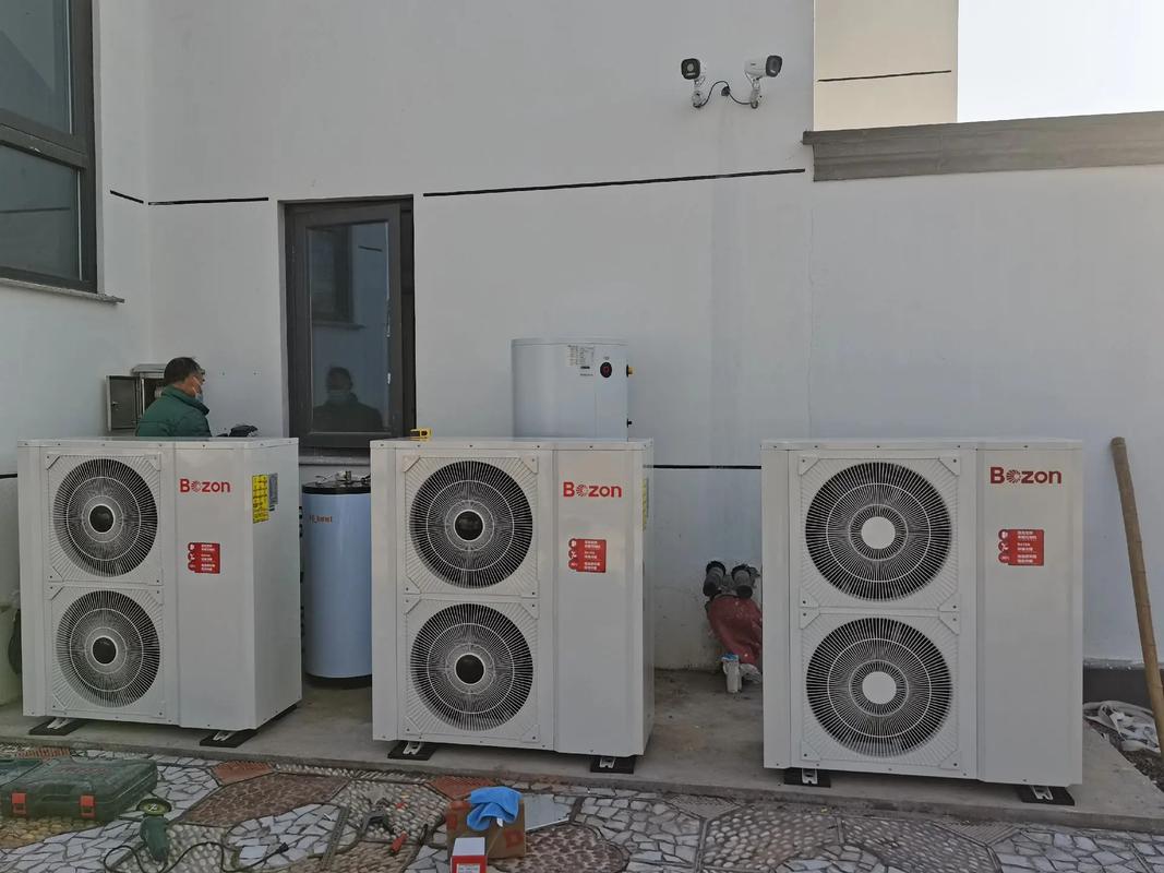 介绍空气能热水器,01bz型号的创新与节能之路_空气能01bz 电池更换