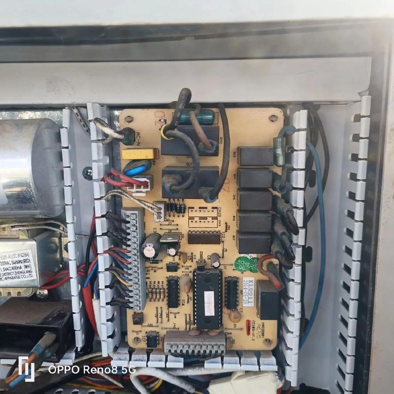 天丰空气能拆机介绍,高效节能的环保神器_天丰空气能拆机 电路维修