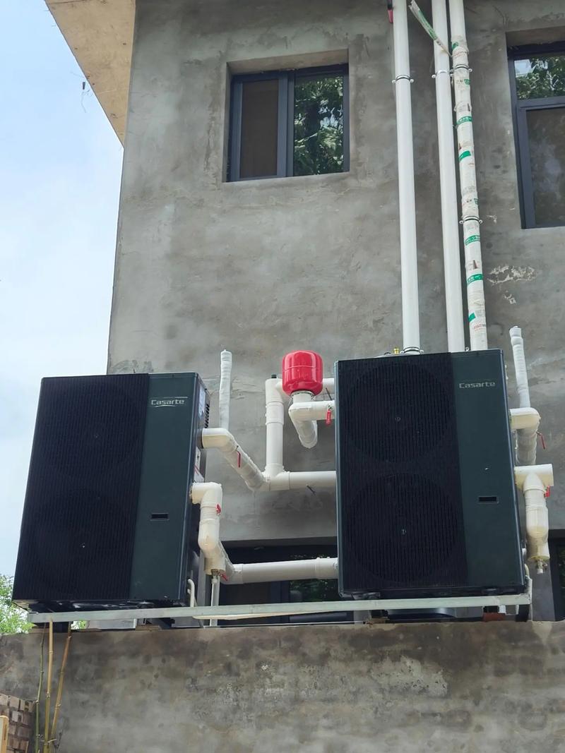 别墅空气能系统选择指南,打造舒适宜居的家居环境_别墅空气能选多大 水管漏水修理